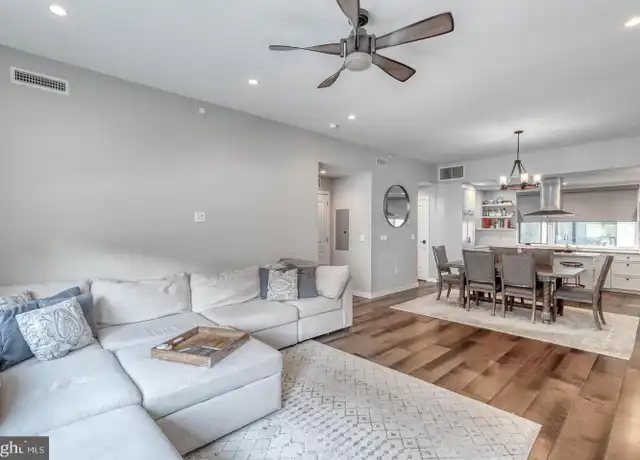 Property at 818 N 4th St Unit 1A, Philadelphia, PA, 19123, 2 beds, 2 baths, [object Object]