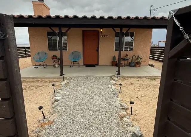 Property at 3125 Canyon Rd, Twentynine Palms, CA, 92277, 1 bed, 1 bath, [object Object]