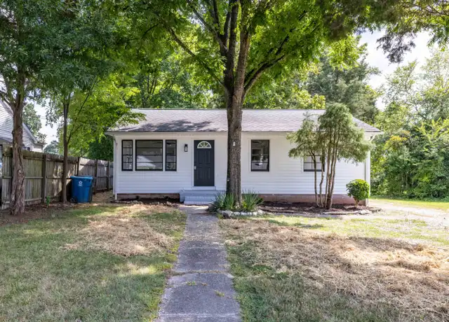 Property at 413 Ackert Ave, Salisbury, NC, 28144, 3 beds, 1 bath, [object Object]