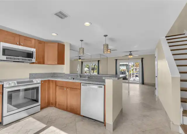 Property at 2541 NE 15th St, Pompano Beach, FL, 33062, 2 beds, 2.5 baths, [object Object]