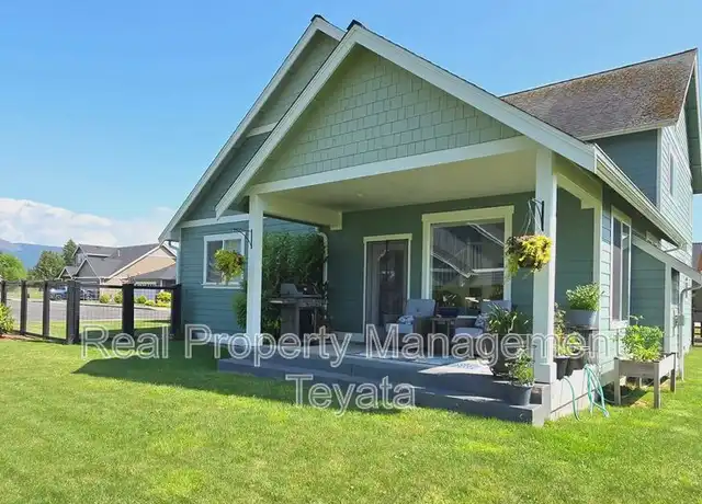 Property at 810 Sisters Ct, Everson, WA, 98247, 4 beds, 2.5 baths, [object Object]