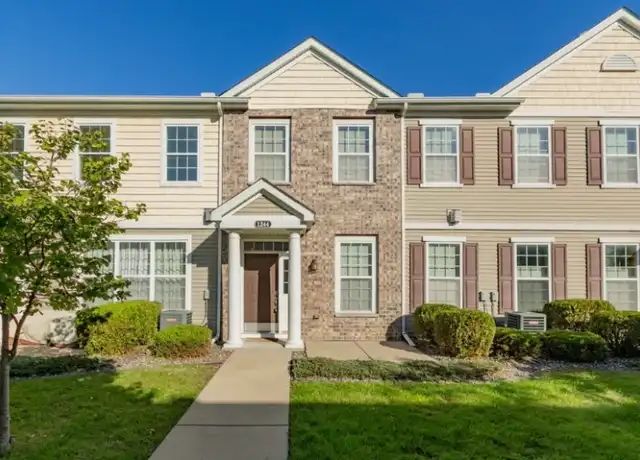 Property at 1244 Chateau Ave, Maplewood, MN, 55109, 3 beds, 3 baths, [object Object]
