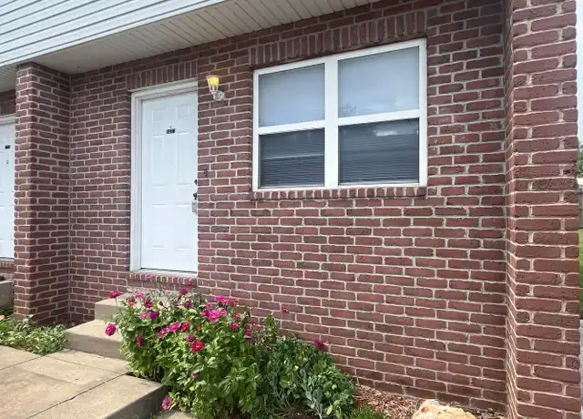 Property at 3383 N 21st St Unit 3377, Ozark, MO, 65721, 2 beds, 1.5 baths, [object Object]