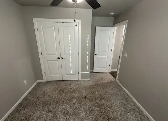 Property at 15913 Vermillion Dr, Edmond, OK, 73013, 4 beds, 2 baths, [object Object]