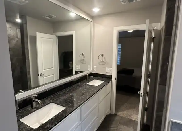 Property at 15913 Vermillion Dr, Edmond, OK, 73013, 4 beds, 2 baths, [object Object]