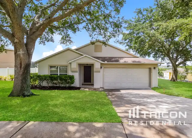 Property at 2046 Knollcrest Dr, Clermont, FL, 34711, 4 beds, 2 baths, [object Object]