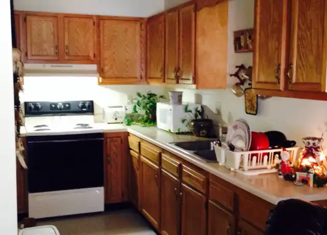 Property at 16051 Twp-36, Nelsonville, OH, 45764, 1 bed, 1 bath, [object Object]