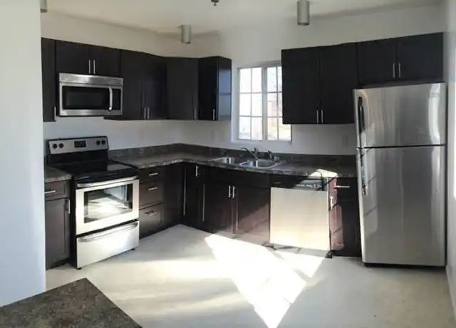Property at 1117 Plymouth Dr, Champaign, IL, 61821, 2 beds, 2 baths, [object Object]