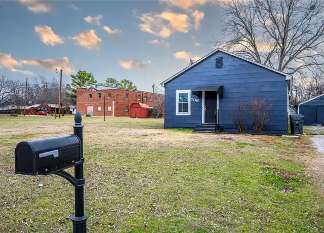 Property at 706 K St NW, Ardmore, OK, 73401, 3 beds, 1 bath, [object Object]
