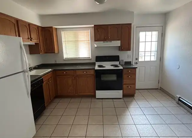 Property at 313 Bonnie Ct Unit 4, Colorado Springs, CO, 80916, 2 beds, 1 bath, [object Object]