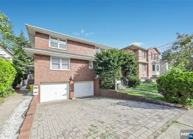 Property at 428 2nd St, Palisades Park, NJ, 07650, 3 beds, 2 baths, [object Object]