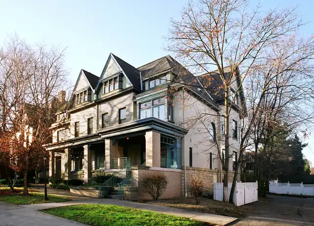 Property at 512 Shady Ave Unit 13, Pittsburgh, PA, 15206, 2 beds, 1 bath, [object Object]