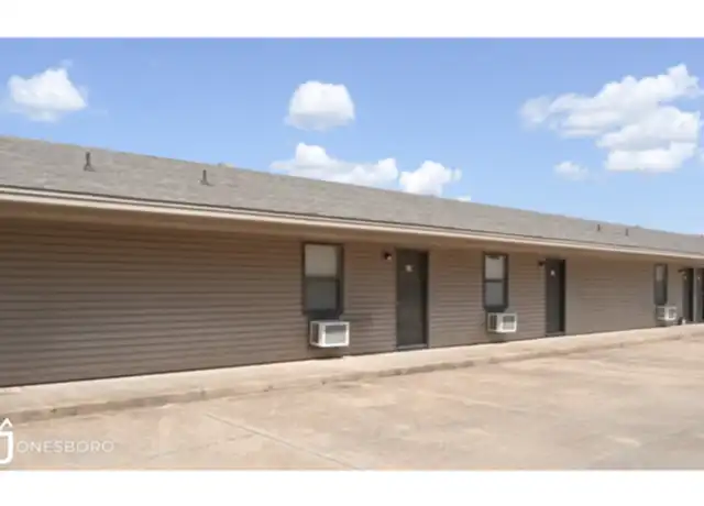Property at 3513 Race St Unit 4, Jonesboro, AR, 72401, 2 beds, 1 bath, [object Object]