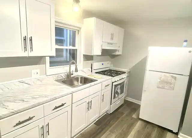 Property at 220 3rd St Unit 2, Elizabeth, NJ, 07206, 2 beds, 1 bath, [object Object]