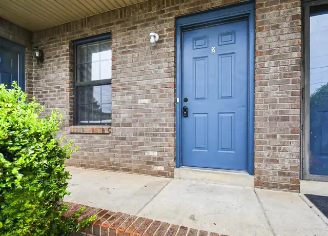 Property at 1533 E Knollwood Cir Unit 2, Clarksville, TN, 37043, 2 beds, 1.5 baths, [object Object]