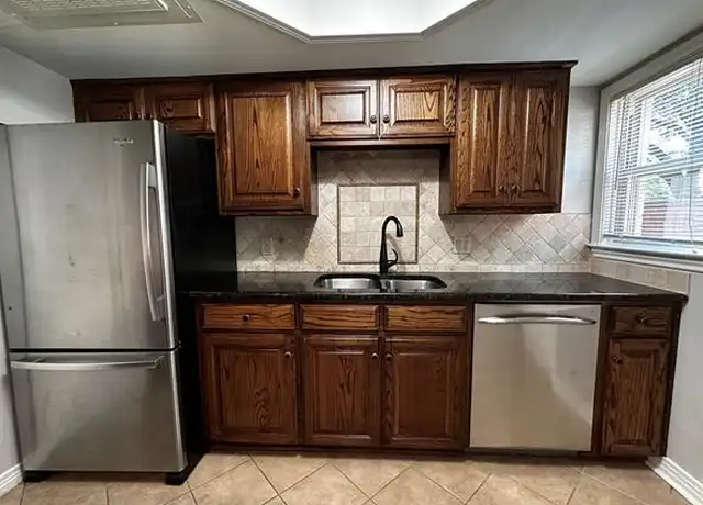 Property at 6451 Oriole Dr, Dallas, TX, 75209, 2 beds, 1 bath, [object Object]