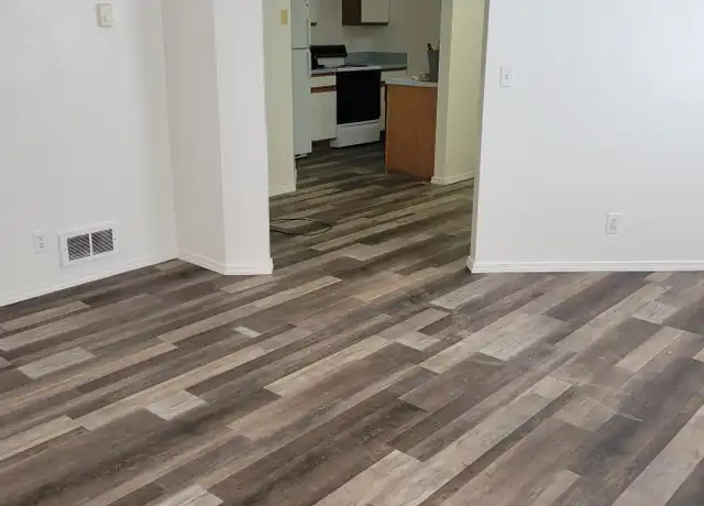 Property at 2140 Stace St Unit 4, Idaho Falls, ID, 83401, 3 beds, 1 bath, [object Object]