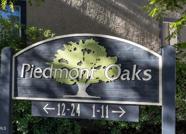 Photo of 2710 Piedmont Ave #16, Montrose, CA 91020