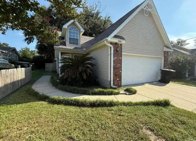 Property at 1045 E Maxwell St, Pensacola, FL, 32503, 3 beds, 2 baths, [object Object]