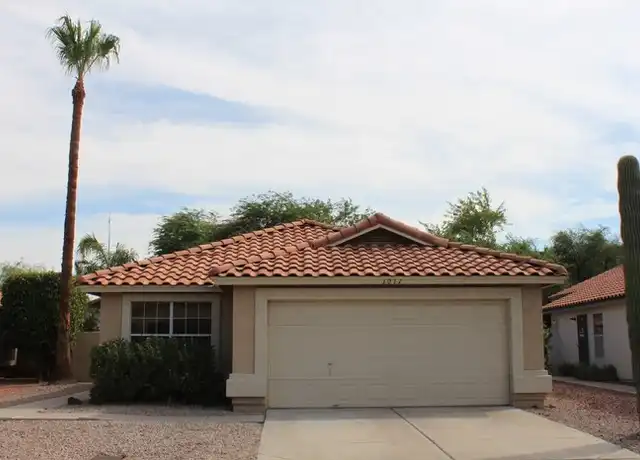 Property at 1017 W Redondo Dr, Gilbert, AZ, 85233, 3 beds, 2 baths, [object Object]