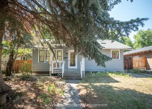 Property at 1645 NW 3rd St, Bend, OR, 97703, 2 beds, 1 bath, [object Object]