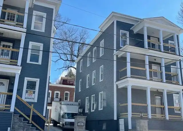 Property at 45 Oak St Unit 3, Waterbury, CT, 06704, 3 beds, 1 bath, [object Object]