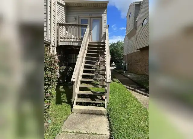 Property at 7150 Plantation Rd, Pensacola, FL, 32504, 2 beds, 1 bath, [object Object]