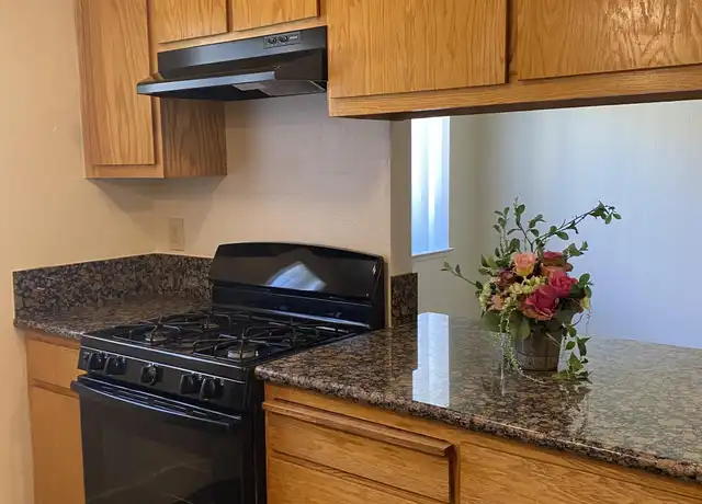 Property at 3000 Jade Way, Modesto, CA, 95355, 2 beds, 1 bath, [object Object]