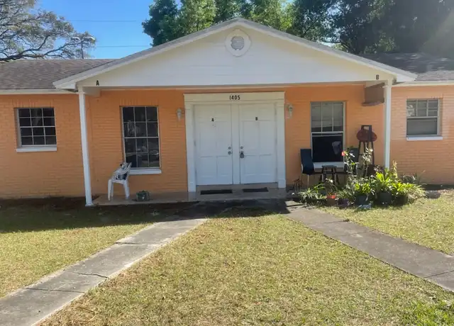 Property at 1405 College Park Ln Unit B, Tampa, FL, 33612, 1 bed, 1 bath, [object Object]