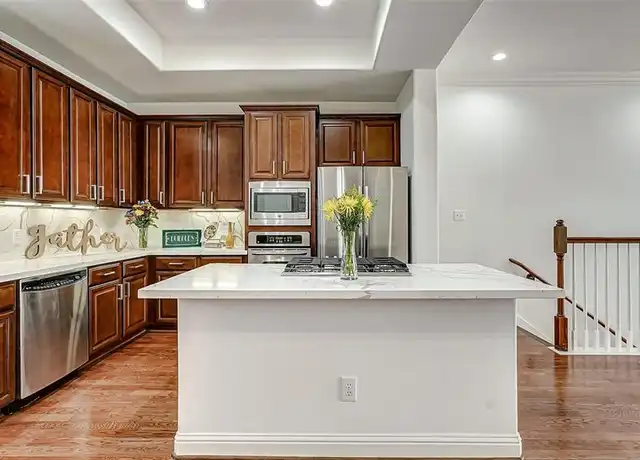 Property at 38 Versante Ct, Houston, TX, 77070, 3 beds, 3.5 baths, [object Object]