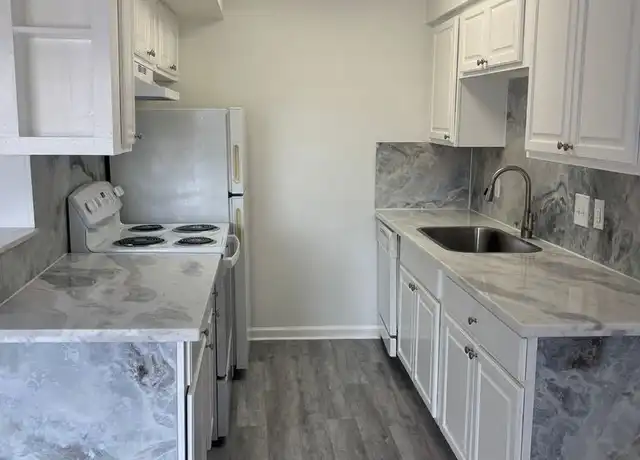 Property at 2828 61st St Unit 604, Galveston, TX, 77551, 1 bed, 1 bath, [object Object]
