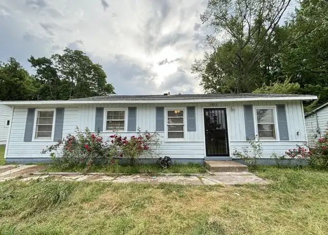 Property at 3932 Dearborn St, Memphis, TN, 38109, 3 beds, 1.5 baths, [object Object]