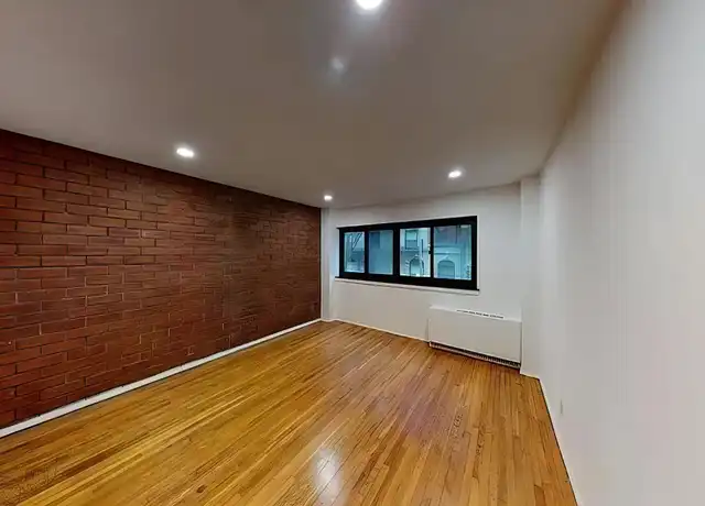 Property at 10 Jones St Unit 2G, New York, NY, 10014, 1 bed, 1 bath, [object Object]