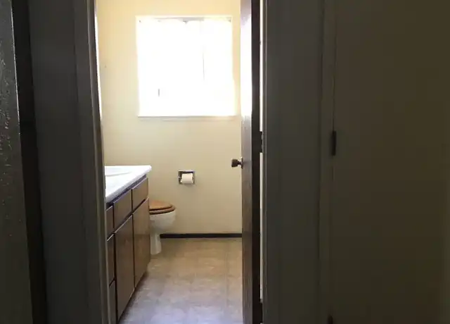 Property at 1229 Covillaud St Unit 04, Marysville, CA, 95901, 1 bed, 1 bath, [object Object]