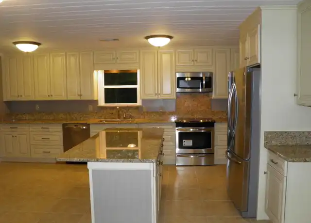 Property at 203 Yancey St, Fort Walton Beach, FL, 32547, 3 beds, 2 baths, [object Object]