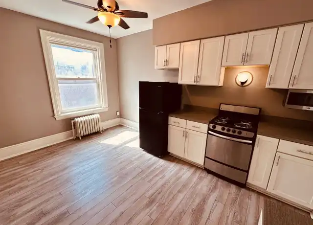 Property at 7 W Philadelphia St Unit 5E, York, PA, 17401, 1 bed, 1 bath, [object Object]
