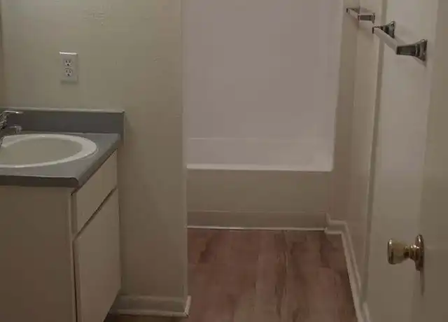 Property at 2931 17th Ave Unit 103, Greeley, CO, 80631, 2 beds, 1 bath, [object Object]
