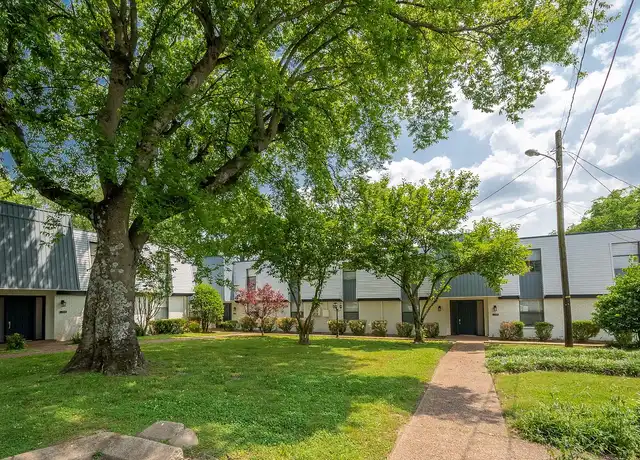 Property at Walton Place - 126 Walton Ferry Rd, Hendersonville, TN, 37075, 2 beds, 1 bath, [object Object]