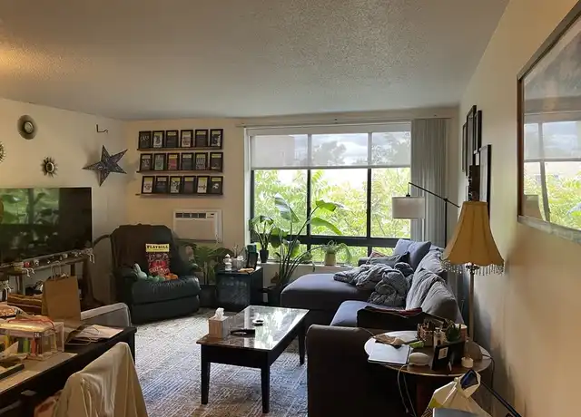 Property at 109 Tremont St Unit 402, Brighton, MA, 02135, 2 beds, 1 bath, [object Object]