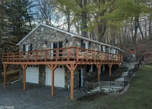 Property at 853D Spring Hill Rd, Sterling, PA, 18463, 2 beds, 1 bath, [object Object]