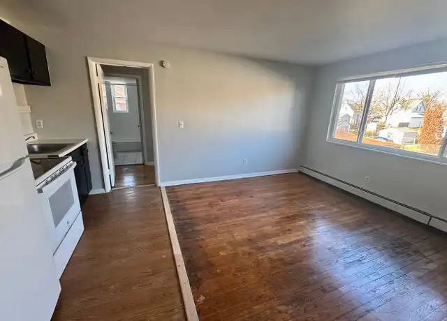 Property at 7419 Werner Ave Unit 8, Cincinnati, OH, 45231, 1 bed, 1 bath, [object Object]