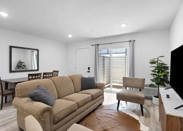 Property at 1478 Hornblend St Unit 3, San Diego, CA, 92109, 2 beds, 2 baths, [object Object]