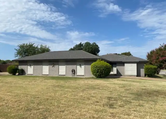 Property at 4351 Altamesa Blvd, Fort Worth, TX, 76133, 3 beds, 2 baths, [object Object]