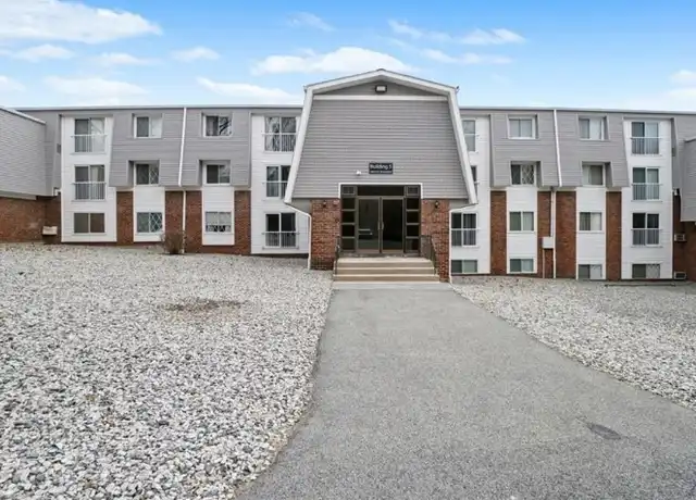 Property at 300 Smithfield Rd Unit P5-38, North Providence, RI, 02904, 1 bed, 1 bath, [object Object]