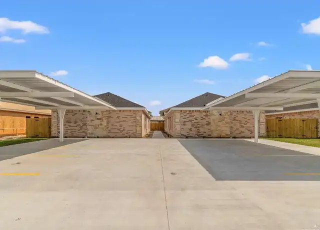Property at 2804 E Israel Ave Unit 3, Alton, TX, 78573, 3 beds, 2 baths, [object Object]