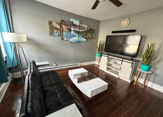 Property at 193 Queen St Unit 1, Northumberland, PA, 17857, 1 bed, 1 bath, [object Object]