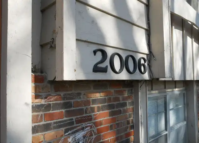 Property at 2006 W 27th Ter Unit 1, Lawrence, KS, 66046, 2 beds, 1 bath, [object Object]