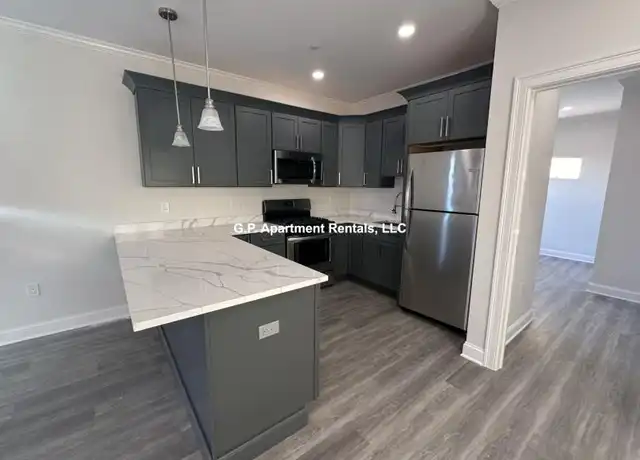 Property at 48 Nichols St, Everett, MA, 02149, 1 bed, 1 bath, [object Object]