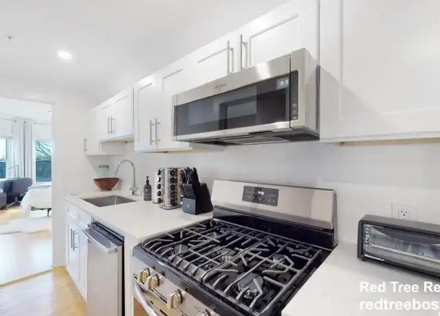 Property at 659 South St, Waltham, MA, 02453, 3 beds, 2 baths, [object Object]