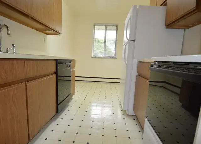 Property at 1100 East Ave Unit 4C, Rochester, NY, 14607, 2 beds, 2 baths, [object Object]